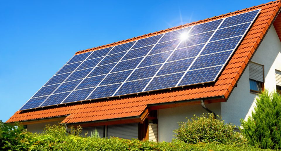 Bireysel Çatı Tipi Güneş Enerji Panellerinin Sürdürülebilirliğe Katkısı
